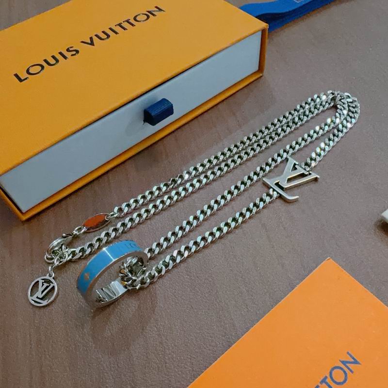 Lv Necklace 02yxs20 (5)
