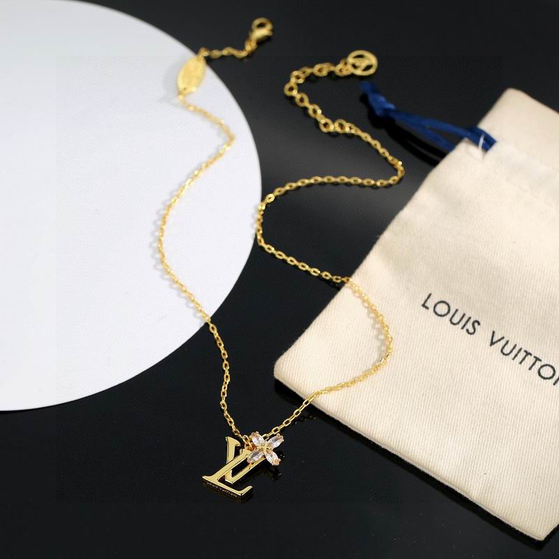Lv Necklace 02yxs26 (2)