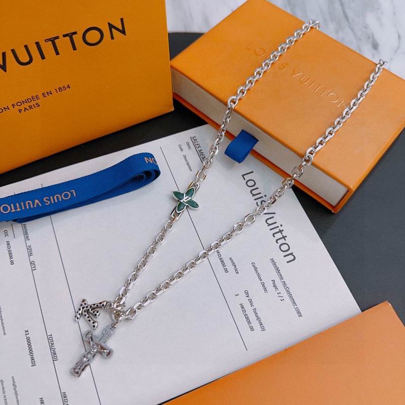 Lv Necklace 02yxs34 (4)