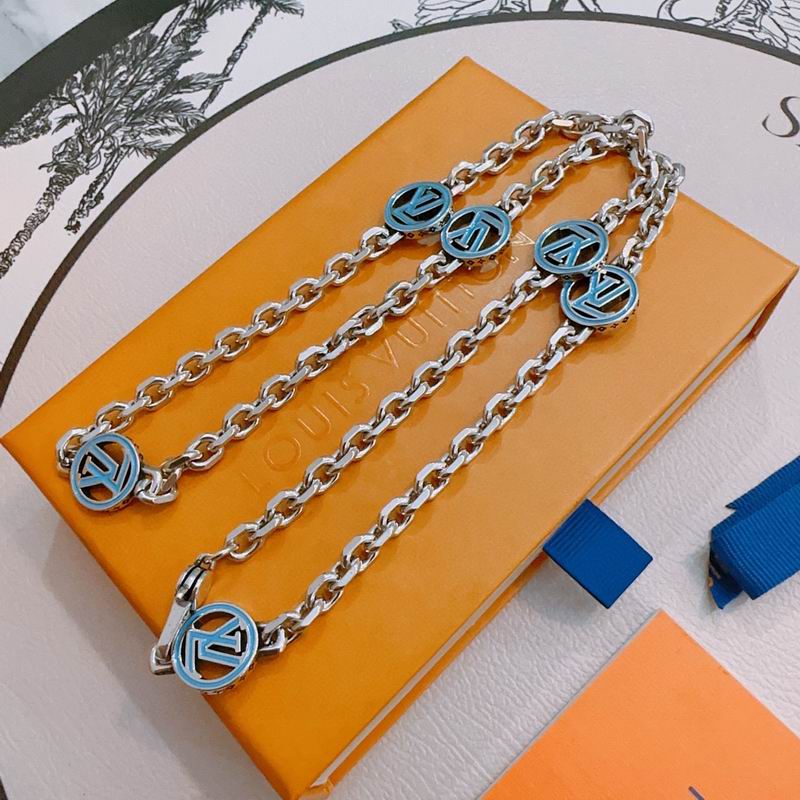 Lv Necklace 02yxs39 (7)