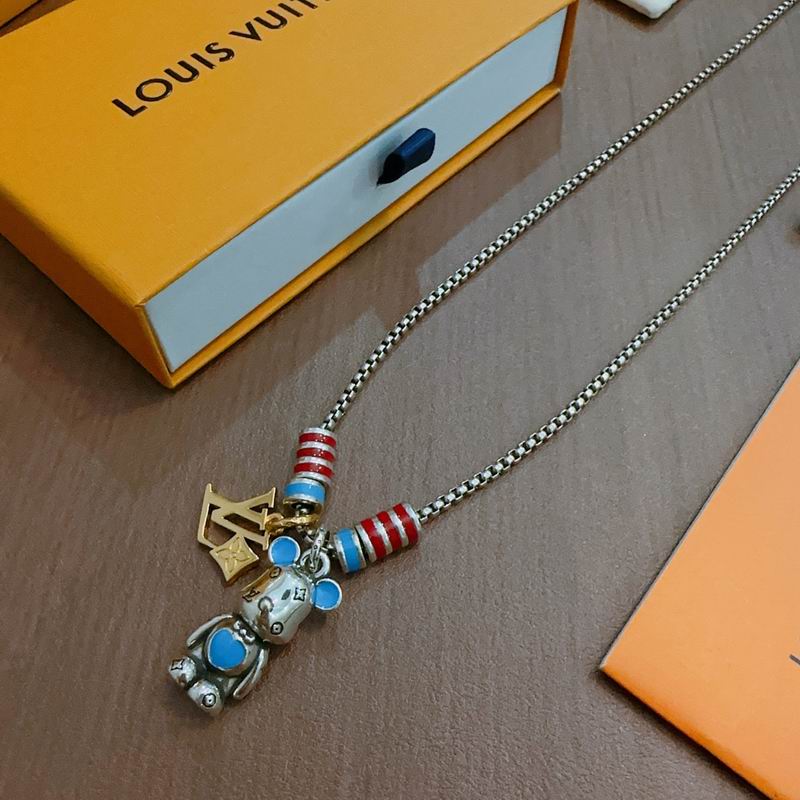 Lv Necklace 02yxs44 (2)