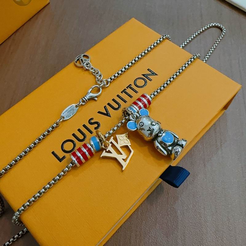 Lv Necklace 02yxs44 (6)
