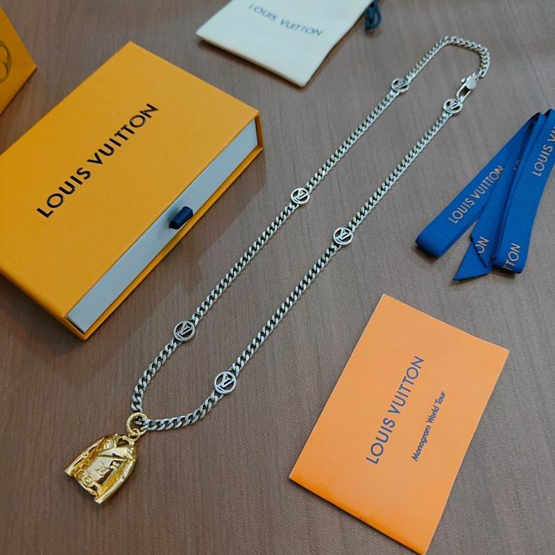 Lv Necklace 02yxs46 (1)