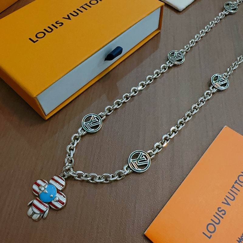 Lv Necklace 02yxs47 (2)