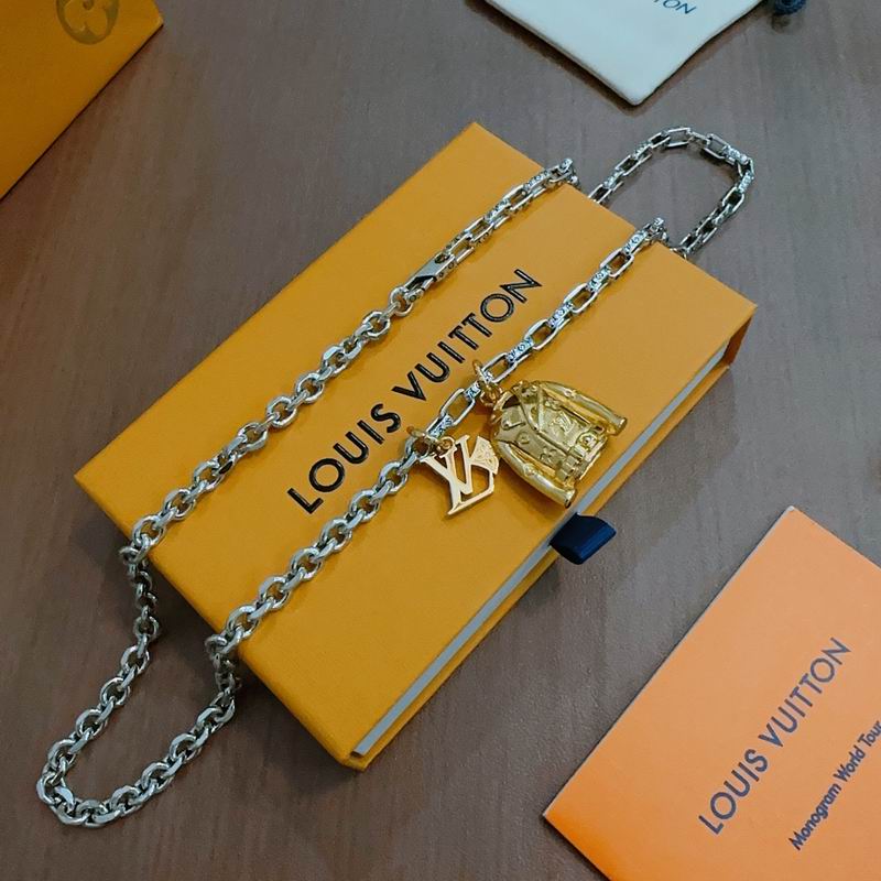 Lv Necklace 02yxs50 (5)