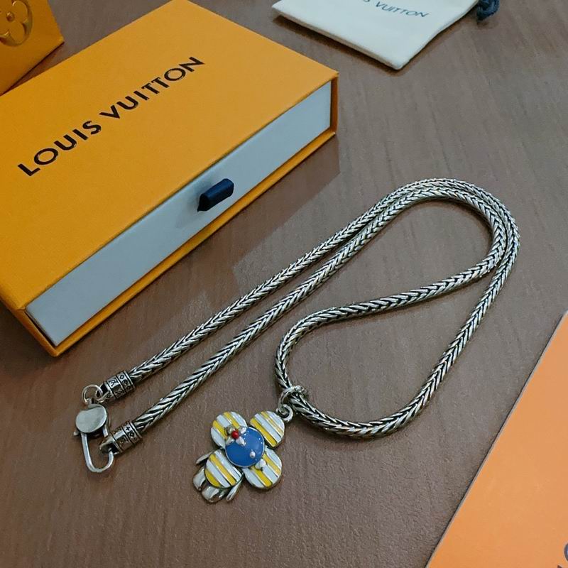 Lv Necklace 02yxs51 (3)