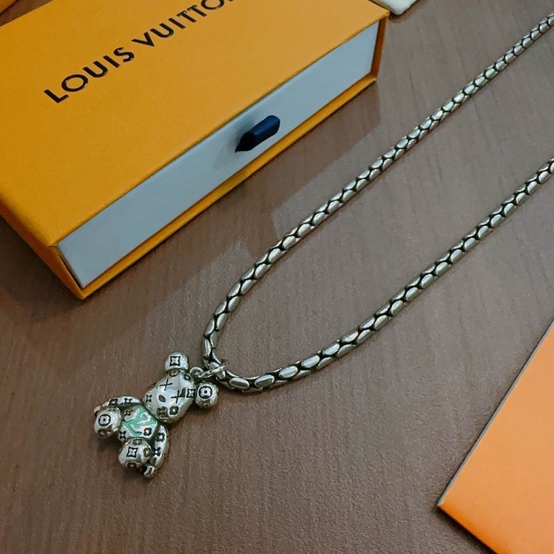 Lv Necklace 02yxs52 (2)