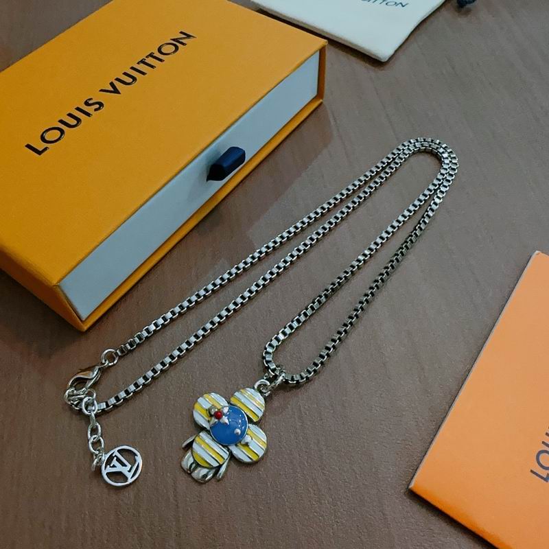 Lv Necklace 02yxs54 (4)