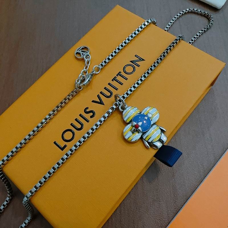 Lv Necklace 02yxs54 (6)