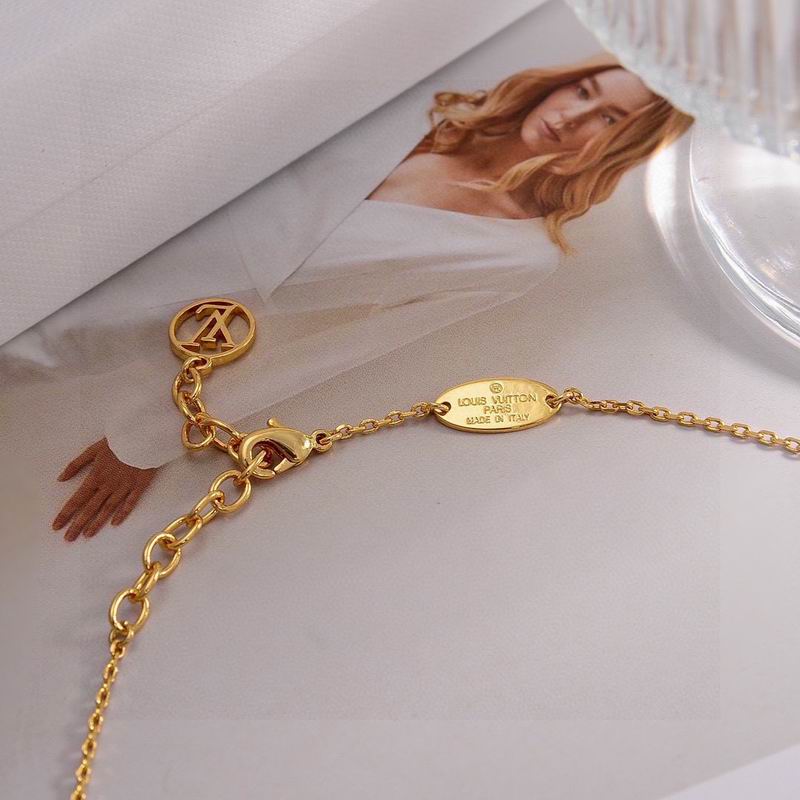 Lv Necklace 03yxs106 (8)
