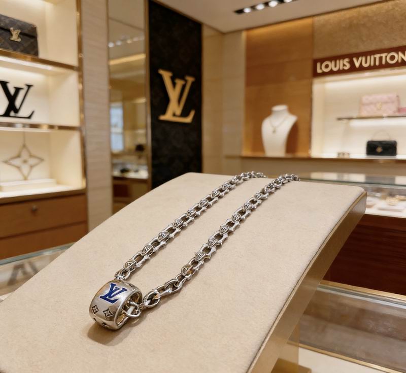 Lv Necklace 03yxs117 (5)