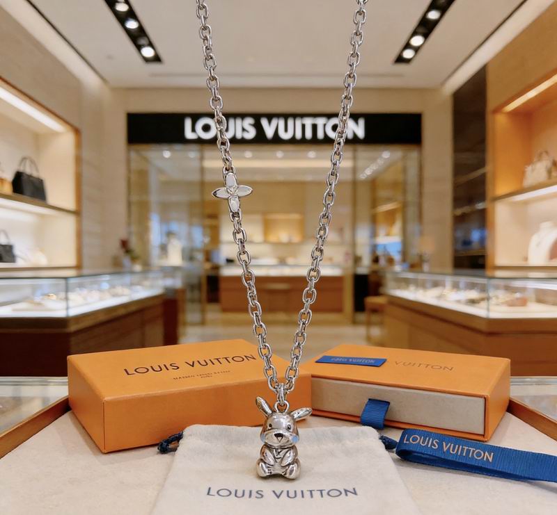 Lv Necklace 03yxs118 (1)