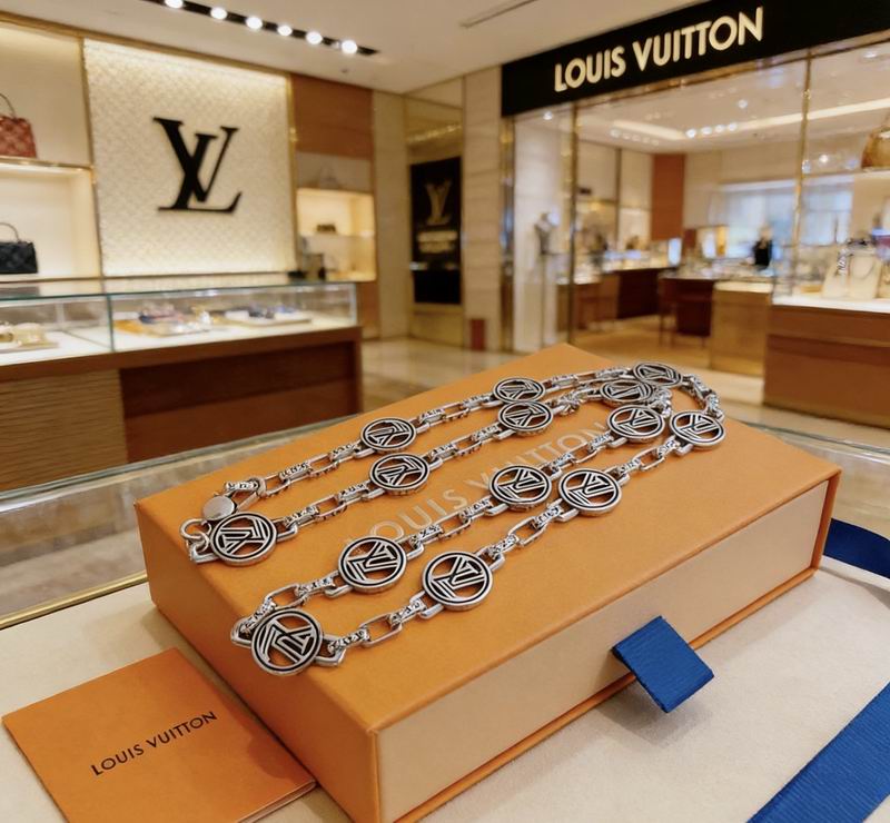 Lv Necklace 03yxs131 (3)
