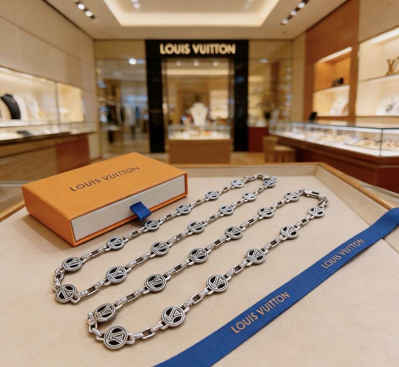 Lv Necklace 03yxs131 (4)