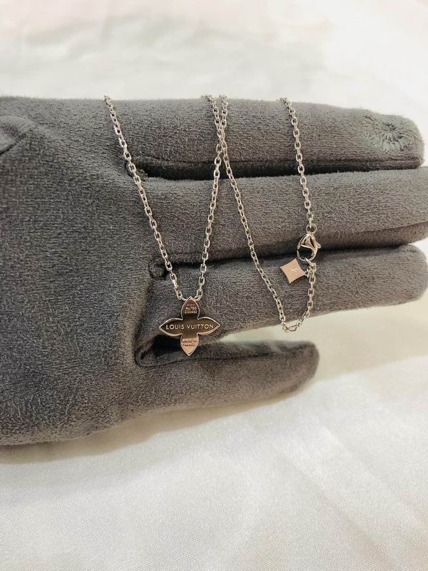 Lv Necklace 03yxs135 (2)