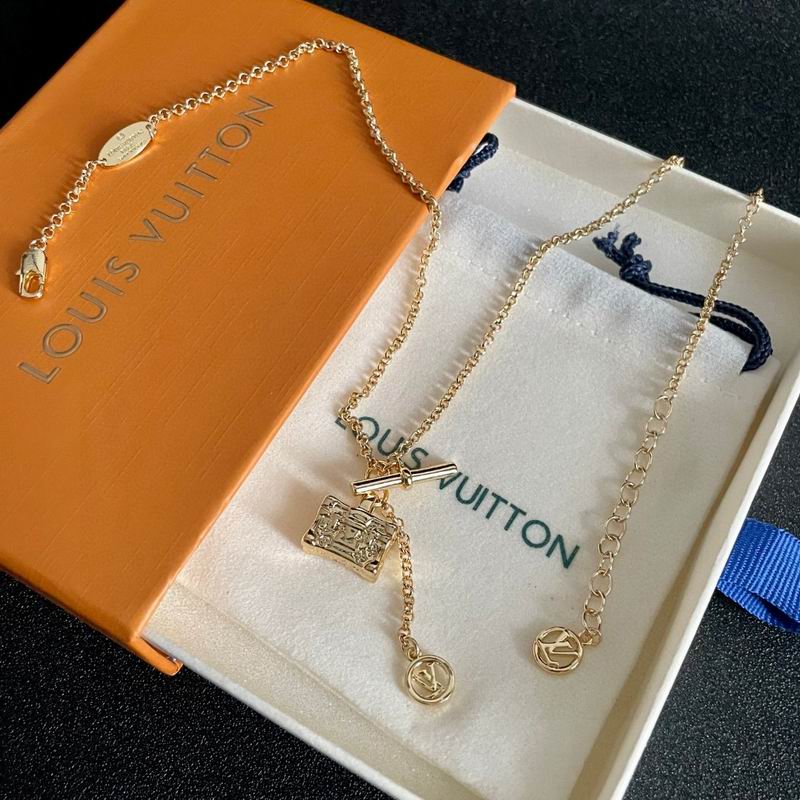 Lv Necklace 03yxs136 (6)