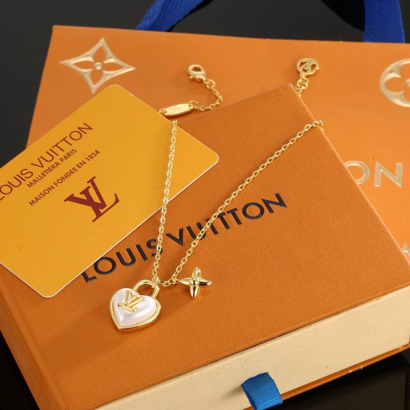Lv Necklace 03yxs144 (1)