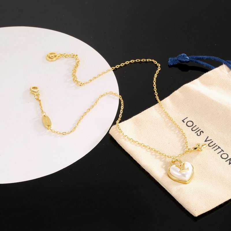 Lv Necklace 03yxs144 (2)