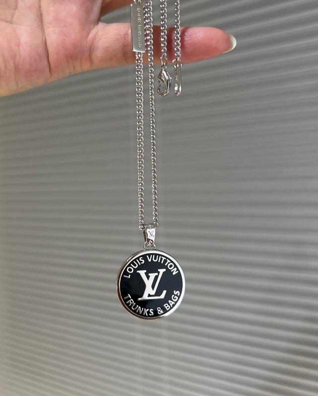 Lv Necklace 03yxs155 (1)