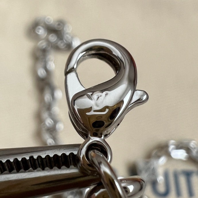 Lv Necklace 03yxs156 (7)