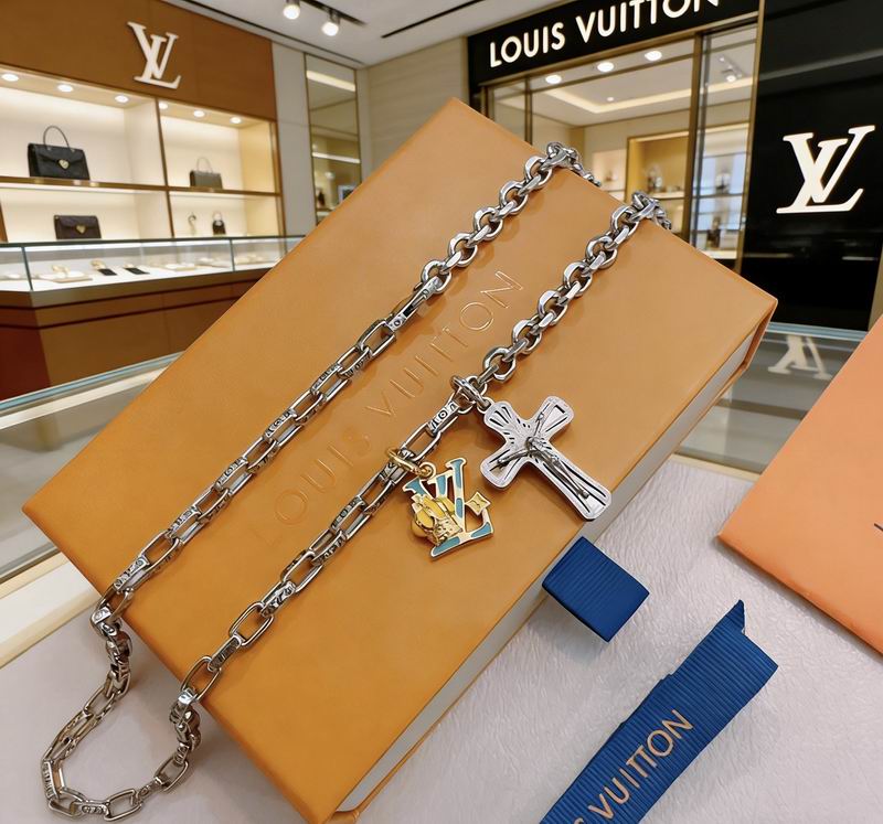 Lv Necklace 03yxs159 (7)