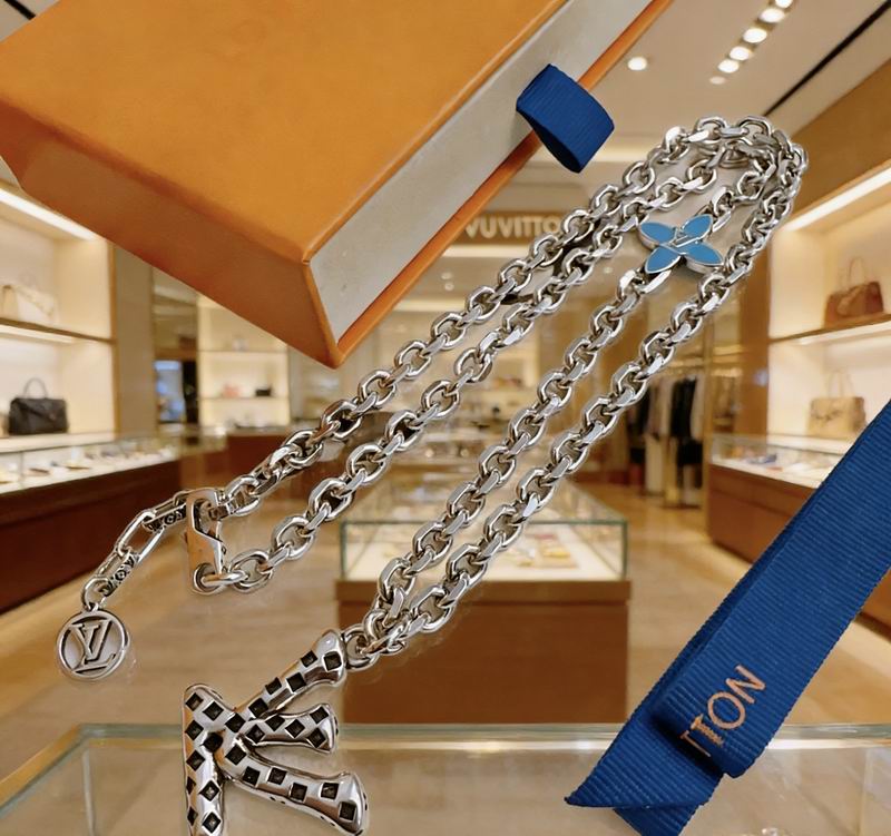 Lv Necklace 03yxs161 (2)