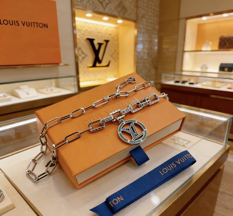 Lv Necklace 03yxs162 (4)
