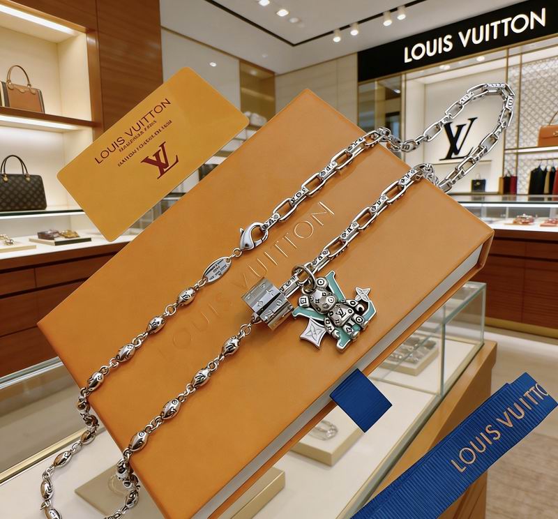 Lv Necklace 03yxs163 (2)