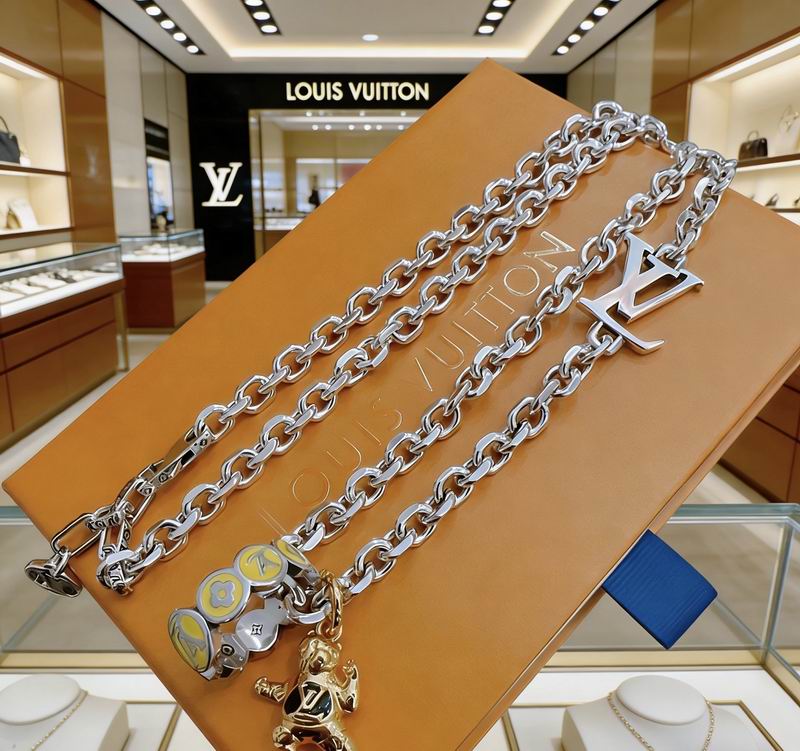 Lv Necklace 03yxs165 (3)