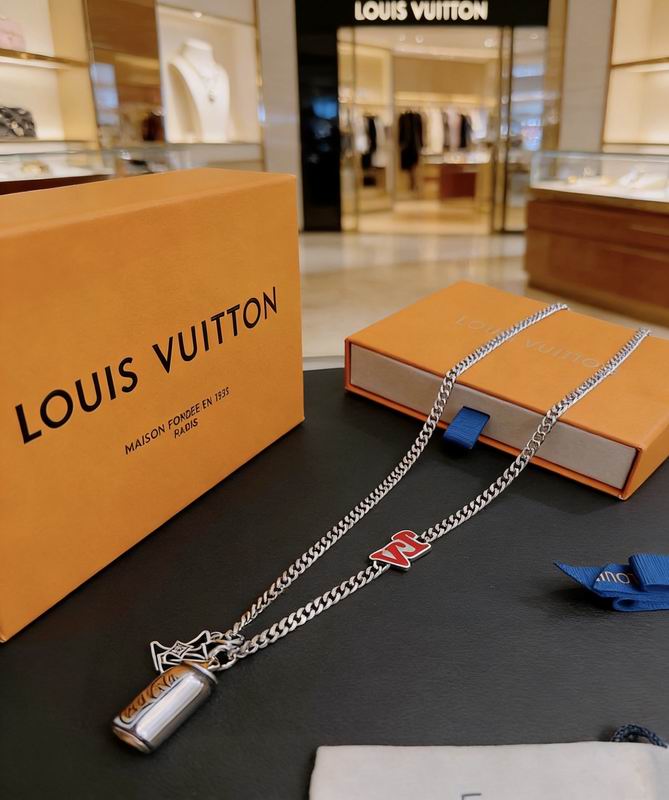 Lv Necklace 03yxs85 (2)