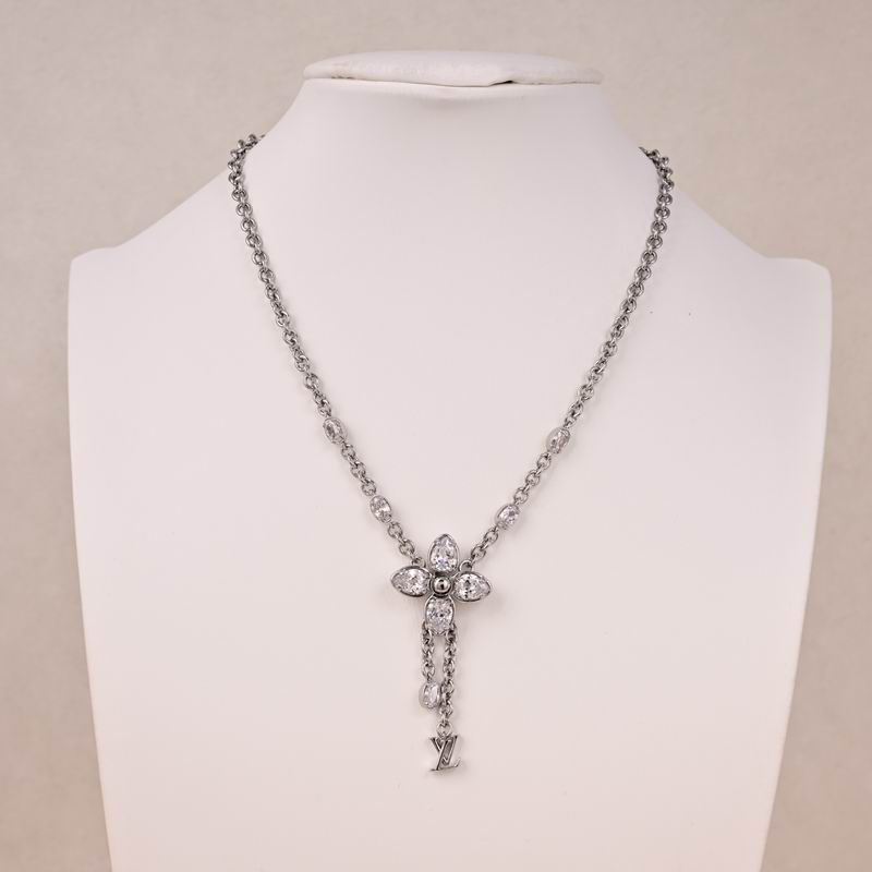 Lv Necklace 03yxs99 (1)