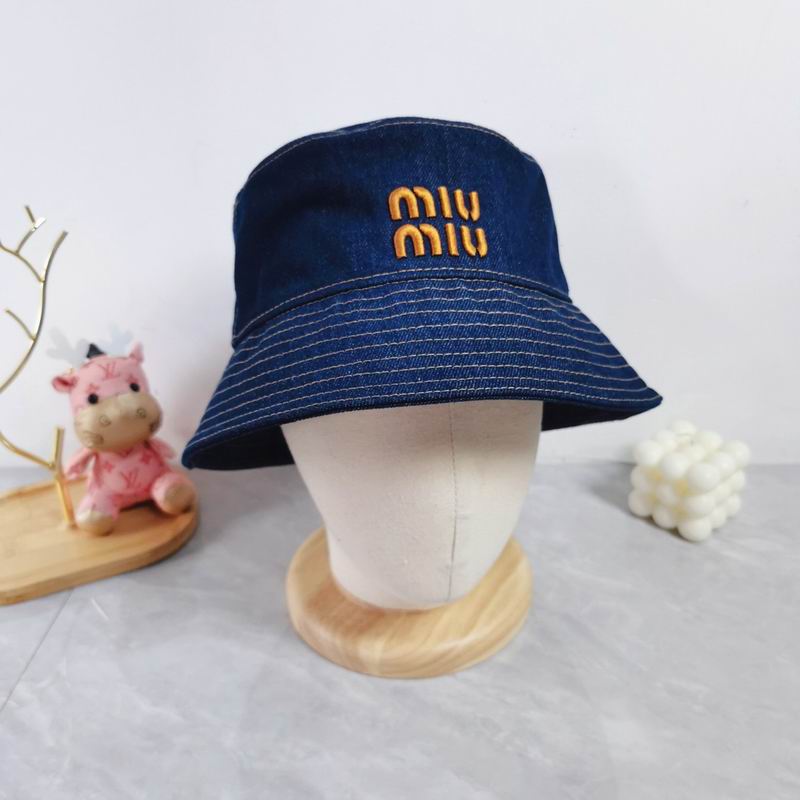 MIumiu Hat dx (1805)