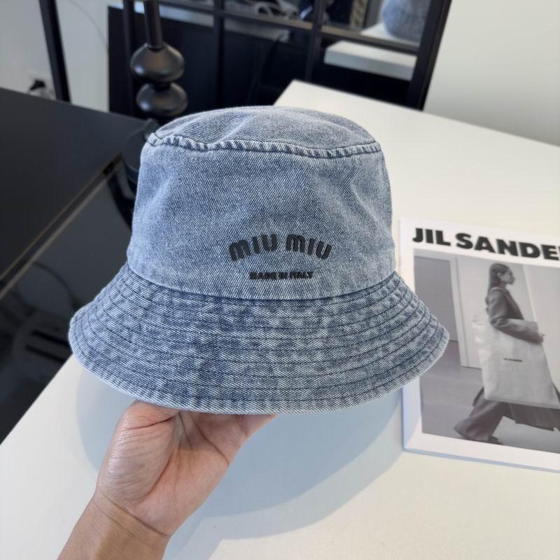 MIumiu Hat dx (2017)