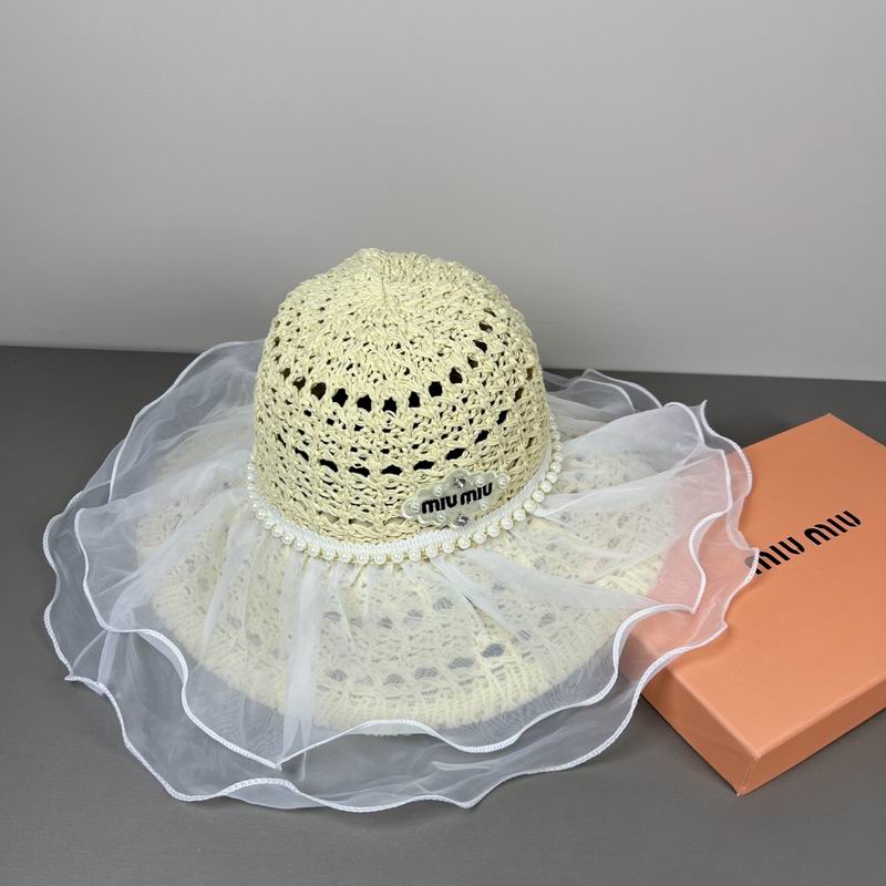 MIumiu top hat dx (1566)