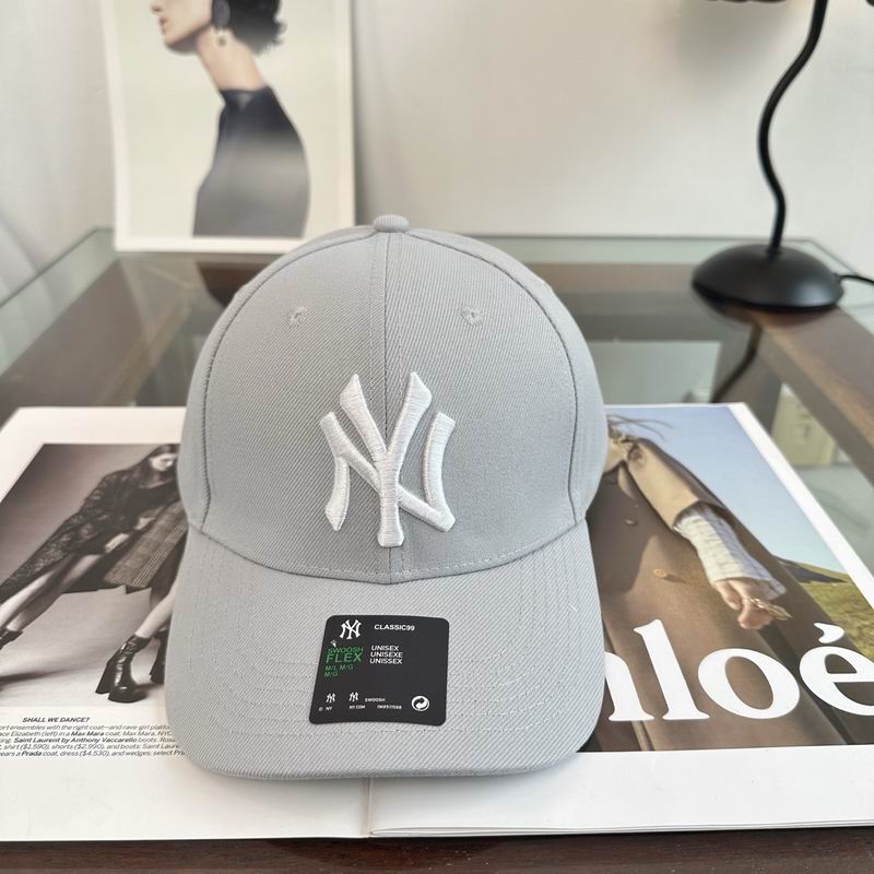 MLB NY cap dx (2570)