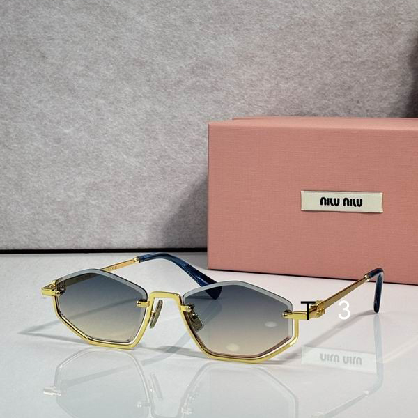 MiuMiu 1746S 55 18-145 c02