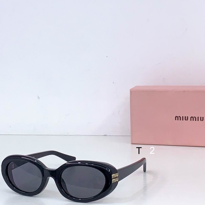 MiuMiu  B09 52 21 140 b05
