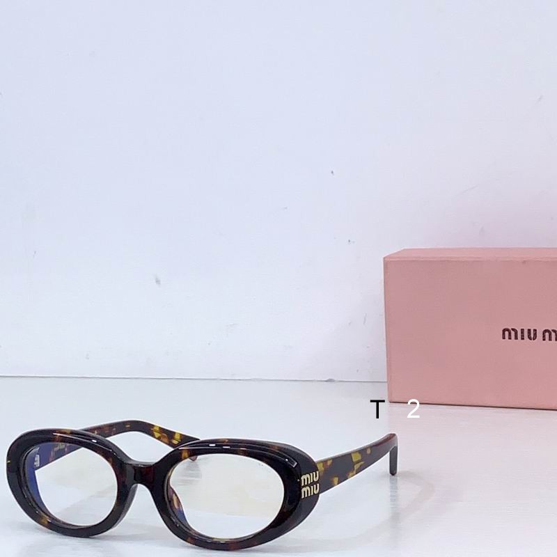 MiuMiu  B09 52 21 140 b07