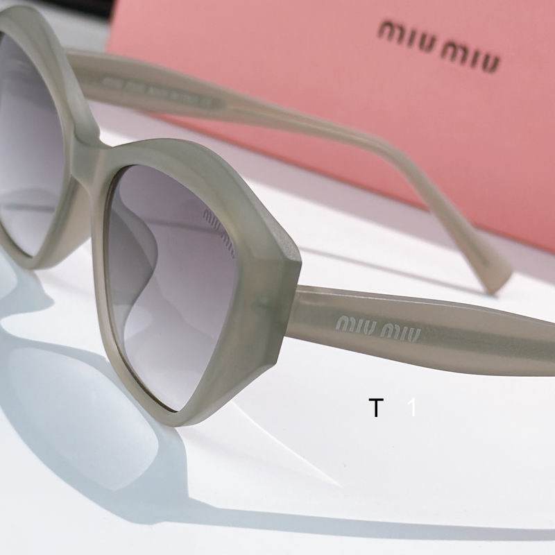 MiuMiu 0401 a05