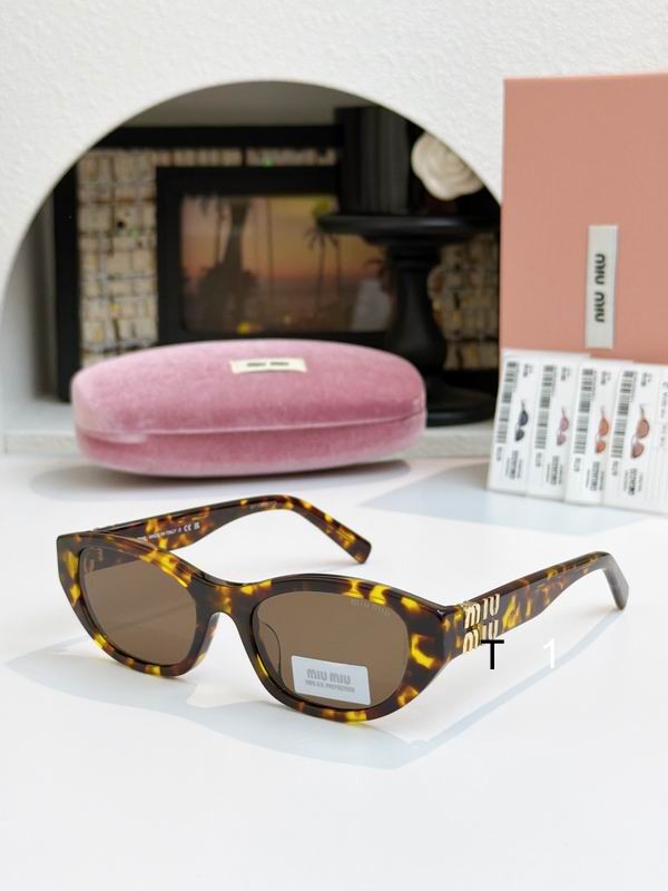 MiuMiu 0414 a05