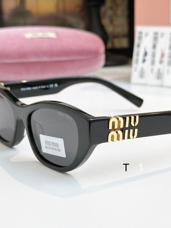 MiuMiu 0414 a06