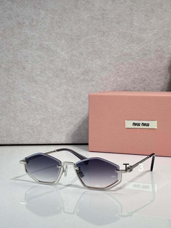 MiuMiu 1746S 55 18-145 c05