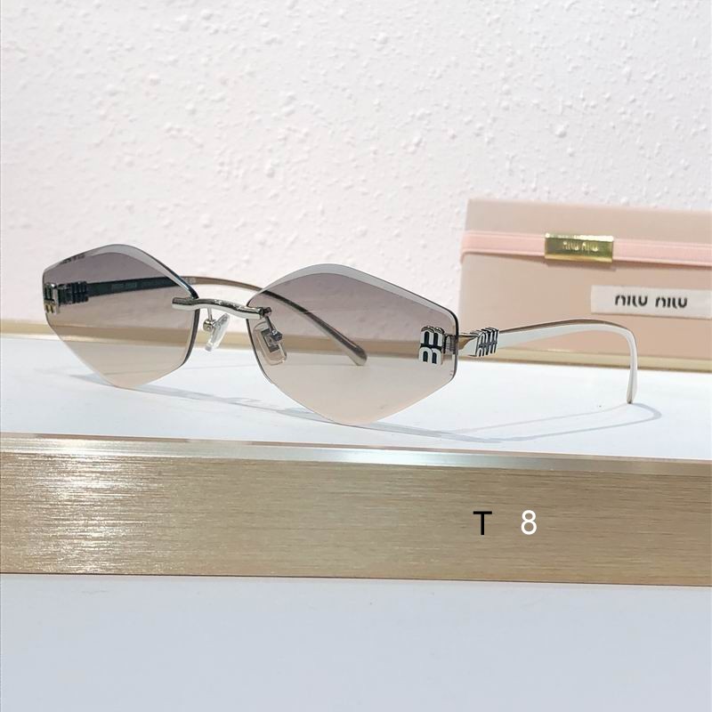 MiuMiu 1897 62 17-145 a01