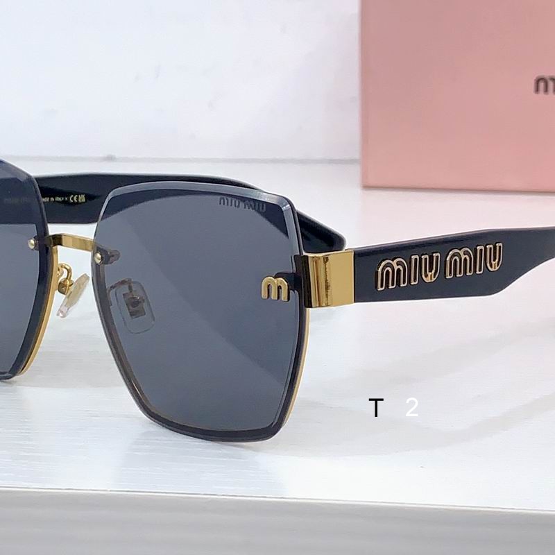 MiuMiu MU69ZS 62 16-145 b06