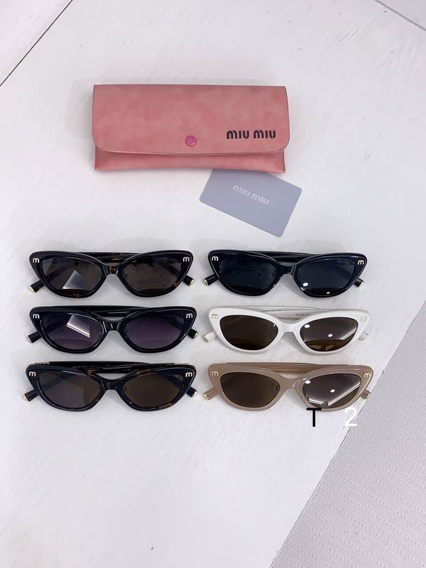 MiuMiu VMU83S 53 18-145 b09