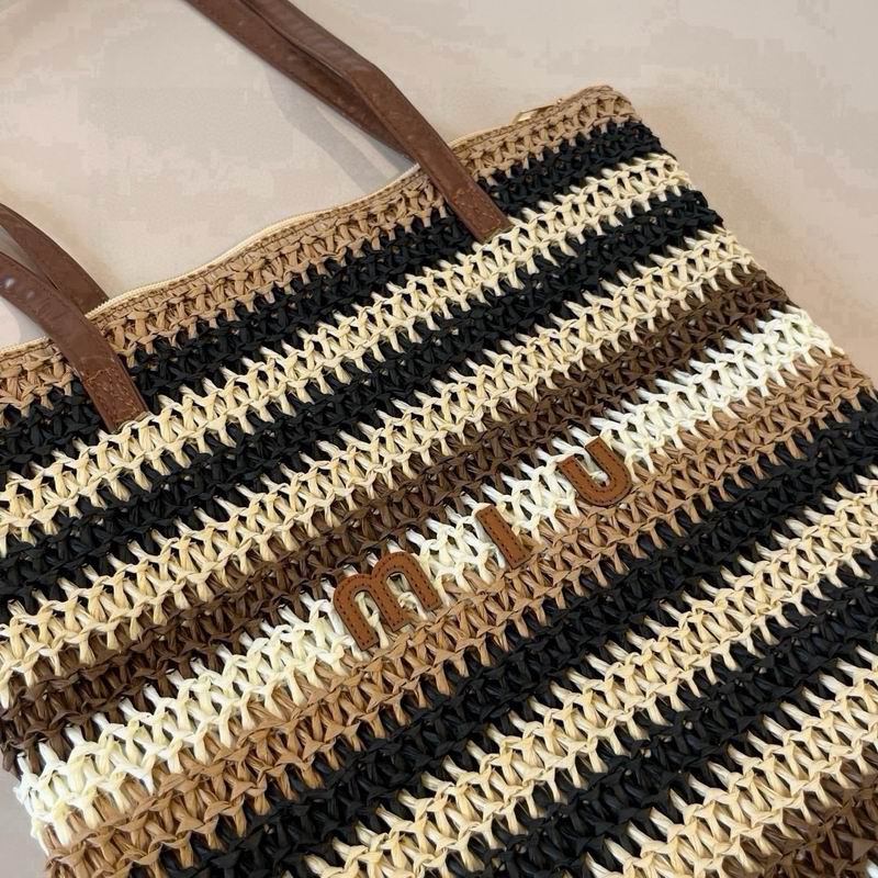 Miumiu 39X35cm dx (2)