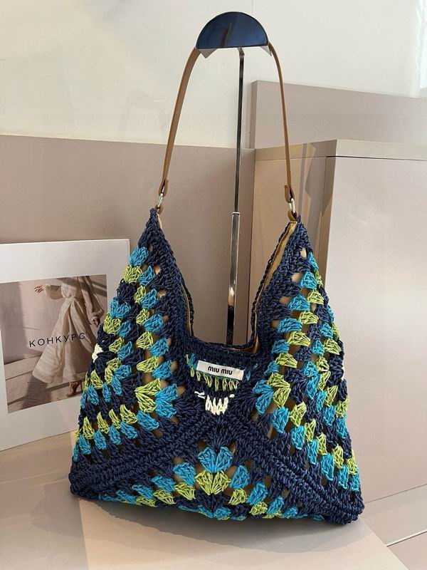 Miumiu 54X36cm dx (38)