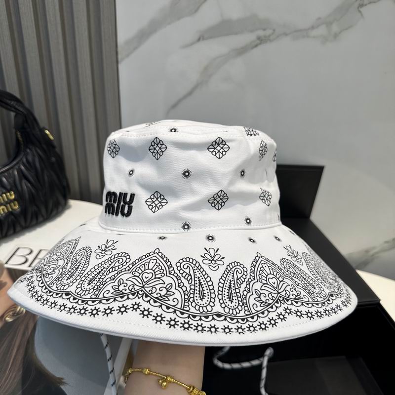 Miumiu Hat dx (836)