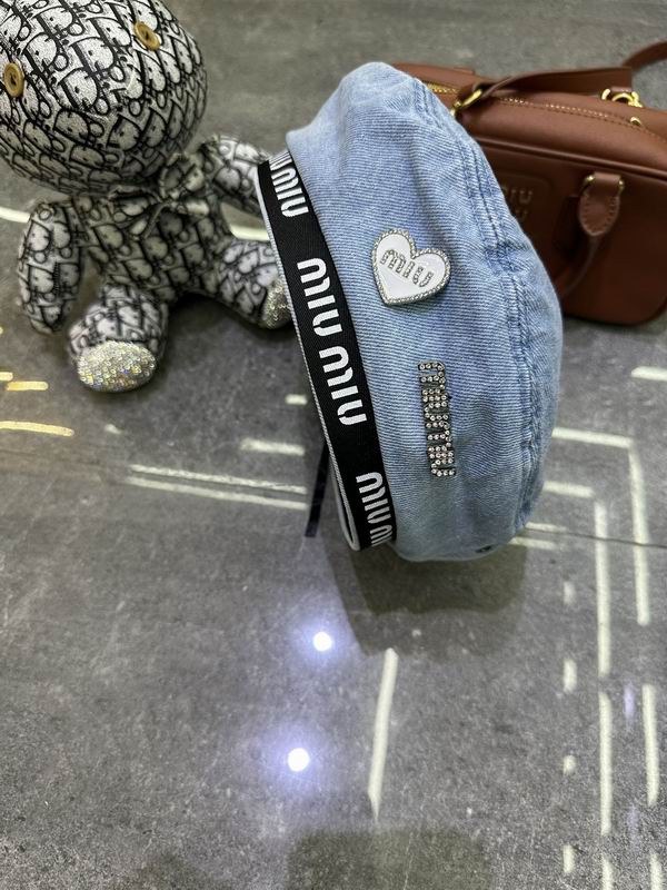 Miumiu beret dx (218)