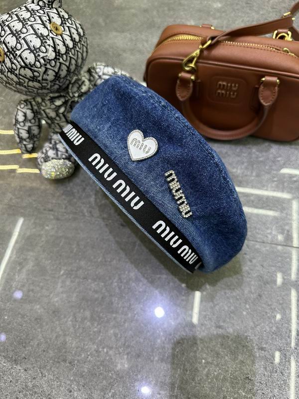 Miumiu beret dx (221)
